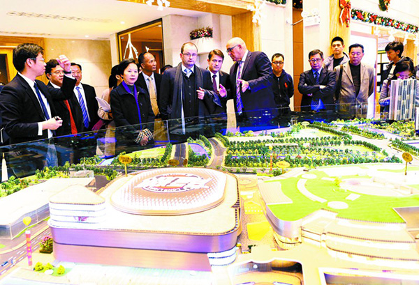 國際籃聯考察團實地考察2019年男籃球佛山賽區主場館 國際籃聯考察團實地考察2019年男籃球佛山賽區主場館